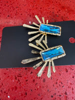 Colorful earrings featuring gold-plated decorative motifs: Blue