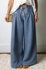 Plus Size Button Pleated Drawstring Waist Wide Leg Jeans: Missy / Blue