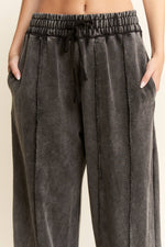 VINTAGE OVERSIZED SWEATPANTS: Denim