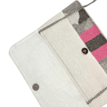 WHITE & GRAY BEADED CAMO BEE CLUTCH W/ PINK STRIPE