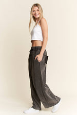 VINTAGE OVERSIZED SWEATPANTS: Denim